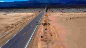 At Home Desert Highwayinto the Horizon
