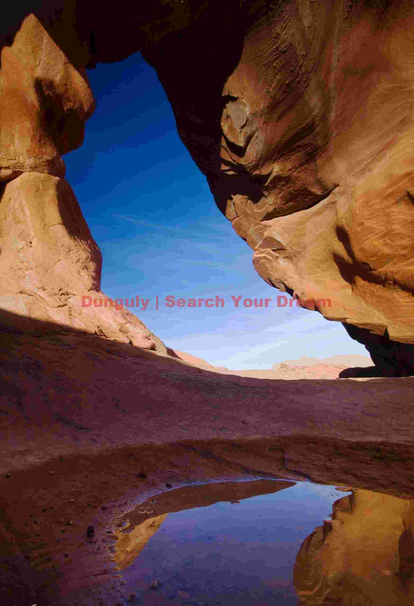 Arch Rock reflection, Valley of Fire Arch Rock reflection - Valley of Fire