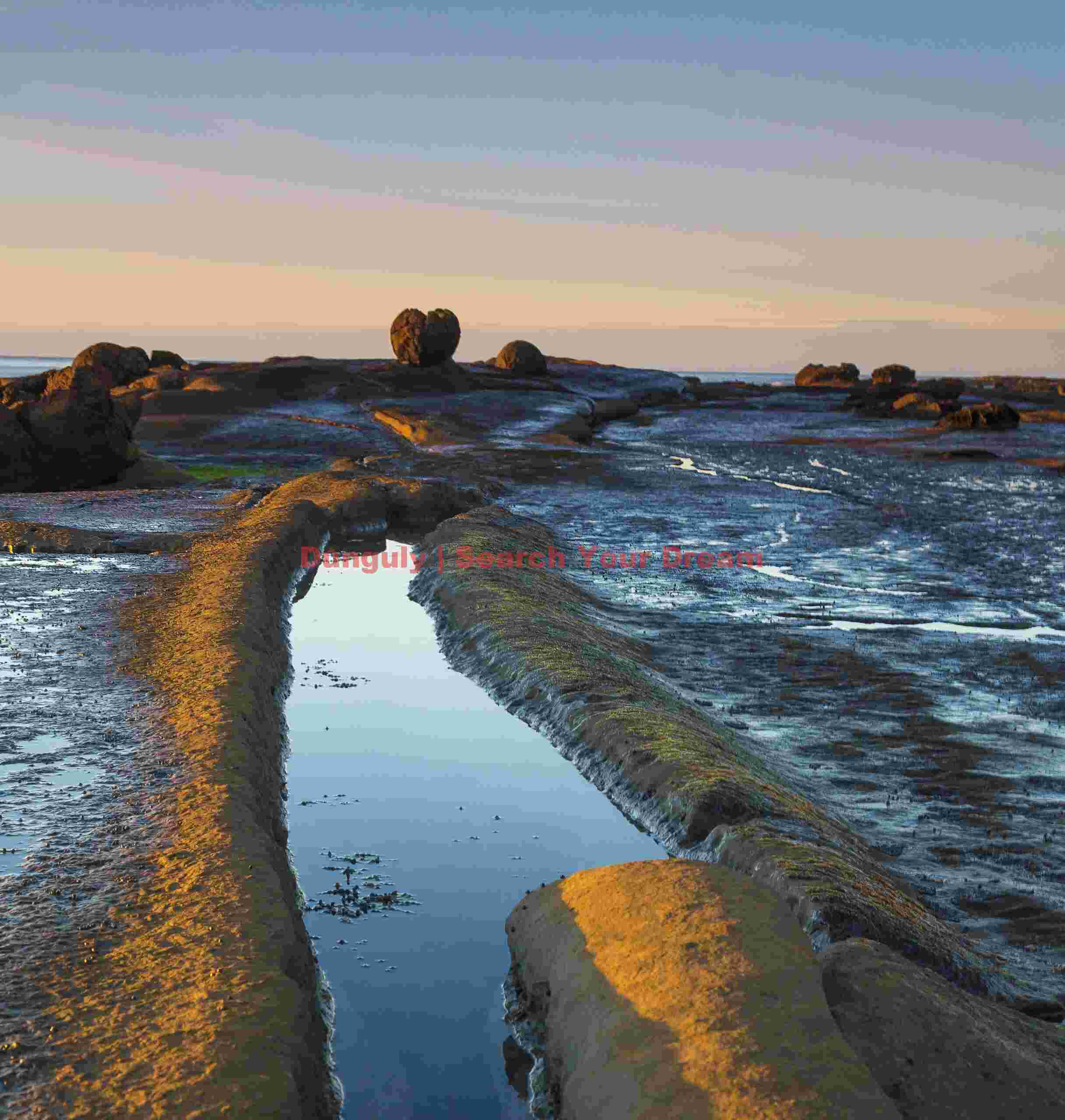 Dyke reflection; Katiki Boulders, Shag Point, New Zealand Dyke reflection