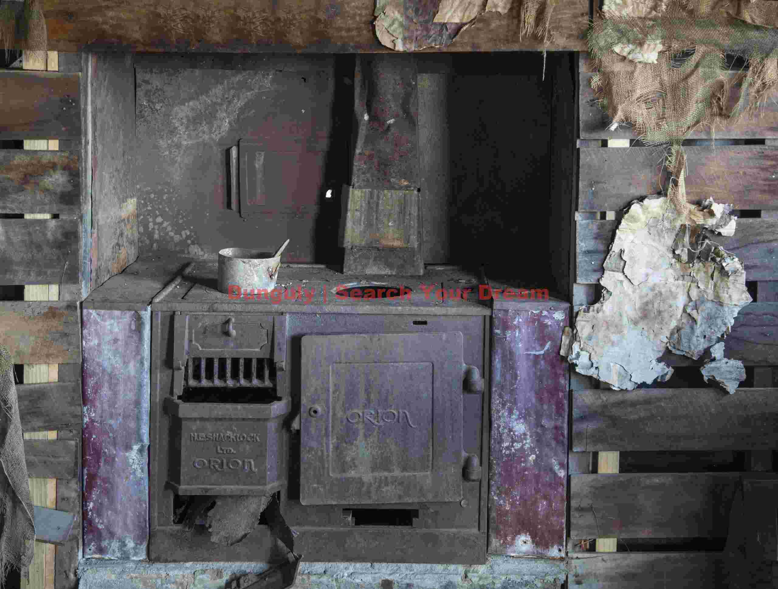 Stove, scheelite mine Battery; New Zealand Stove, scheelite mine Battery