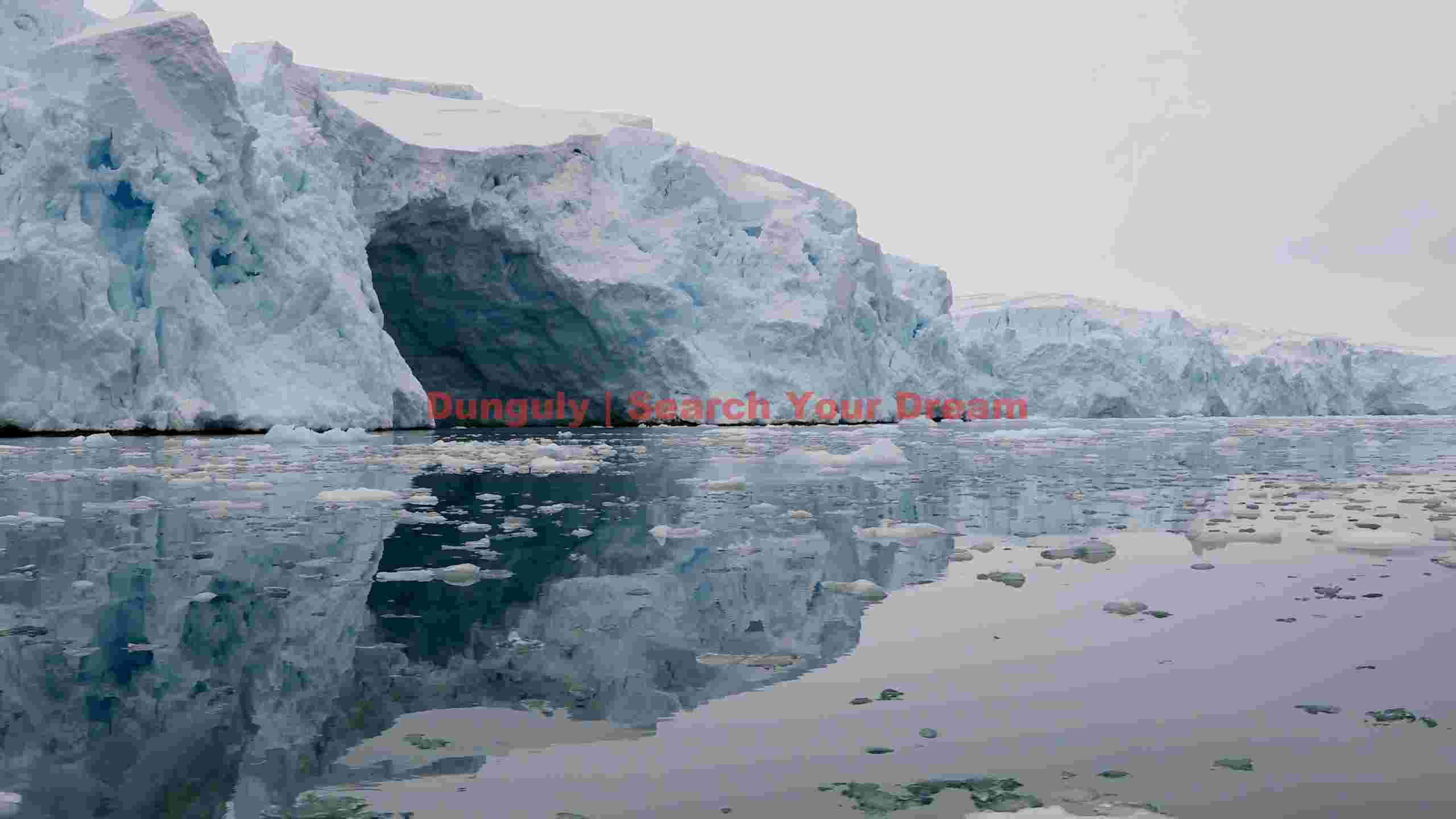 majestic antarctic glaciers and icy reflections majestic antarctic glaciers and icy reflections