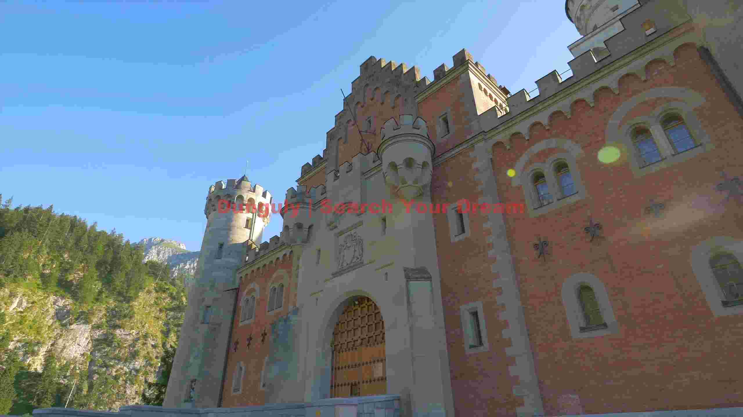 neuschwanstein castle bavarian fairytale splendor neuschwanstein castle bavarian fairytale splendor